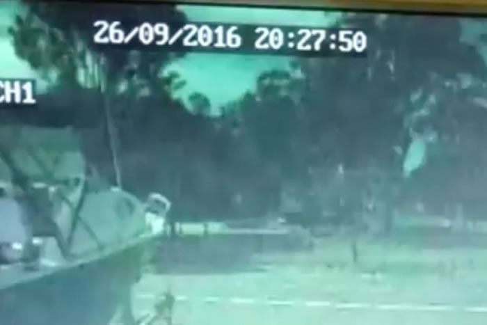 火球在格拉德斯通地区上空出现。