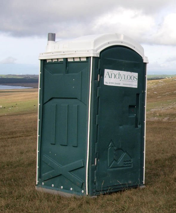 有的毒蜘蛛咬人会让丁丁变大,而有的人丁丁被毒蜘蛛咬了两次