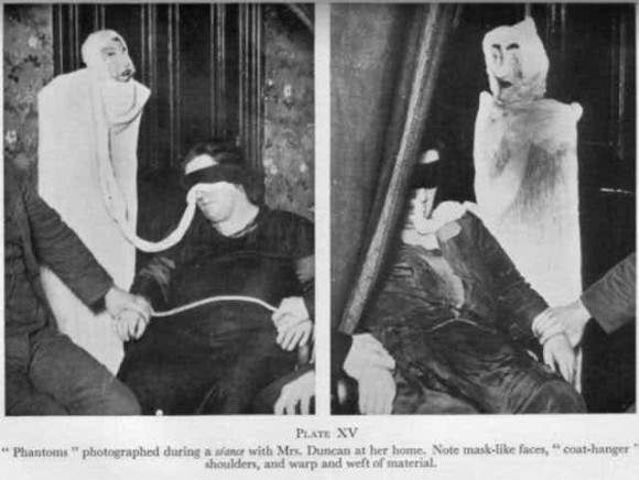 《15张复古通灵诡异照片》没有PS的年代要做假还真辛苦w - 图片3