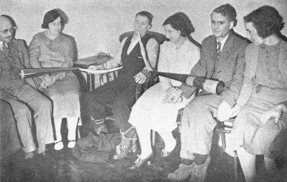 《15张复古通灵诡异照片》没有PS的年代要做假还真辛苦w - 图片4