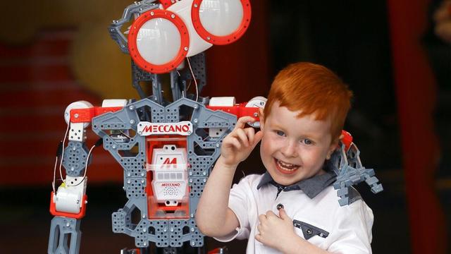 机器人可用婴儿的学习方式来进行学习