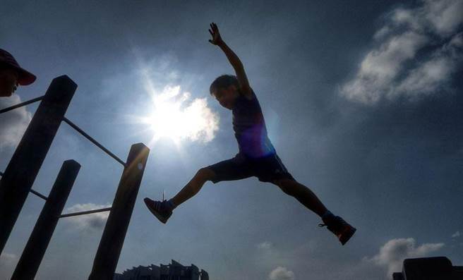 双北易中暑 北市体感温度估38度