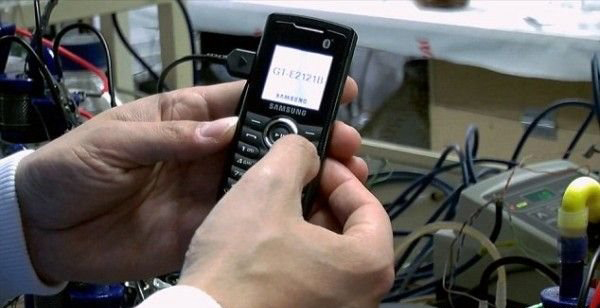 英发明尿液电池，半升尿液可为手机充电3小时