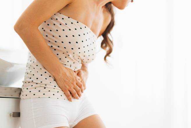 大陆一名17岁少女长期胃部不适，检查后才知肠内有千粒息肉。