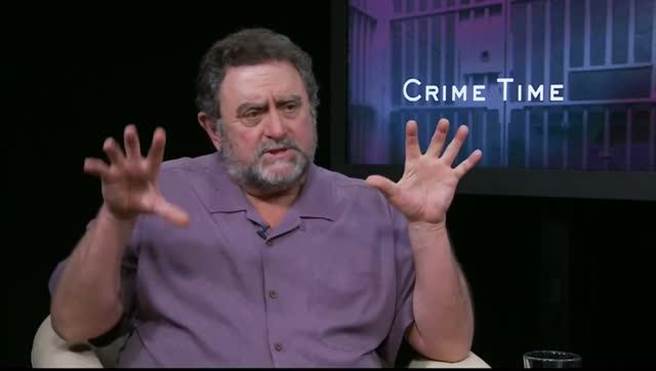 詹姆斯用自己的故事，告诉人们不能片面看待我们的行为、动机、欲望乃至需求。