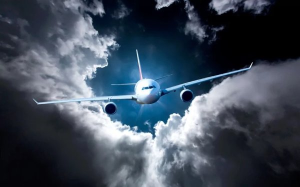 坐飞机遭遇湍流,其实根本不吓人