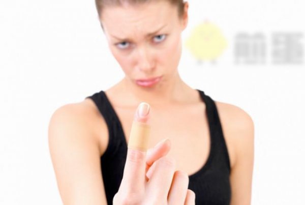 被纸割伤为何这么疼?