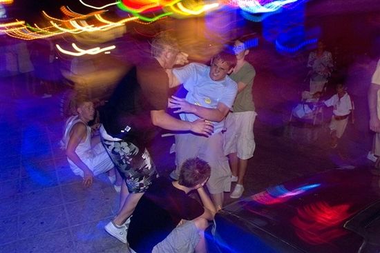 他不值得。 图片来源:Jocelyn Bain Hogg/VII Network