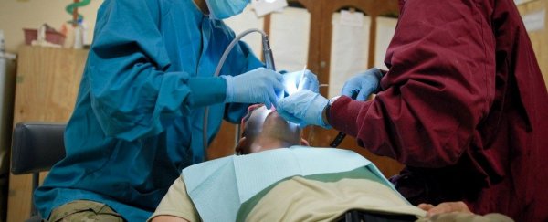 补牙有风险，选择填充物需谨慎