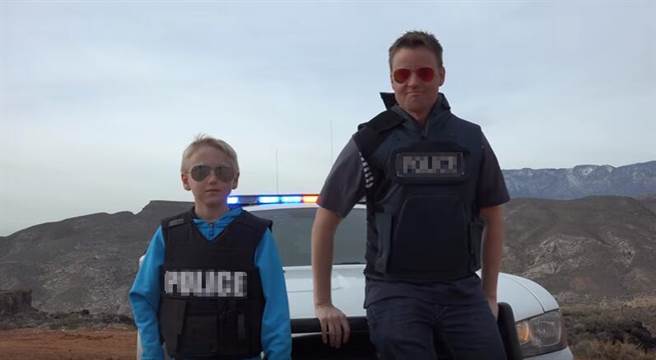 这对父子用实验来解开防弹衣里面的秘密！