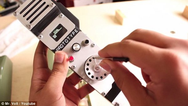 转盘大哥大，口袋装不下