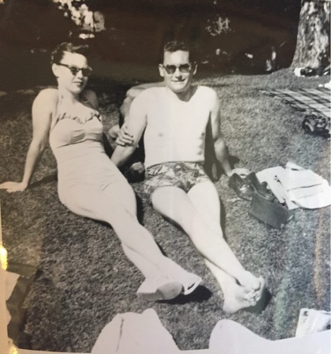 看似平常黑白老照片，潜藏超诡异亮点